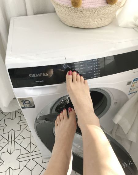无毛美白少妇开视频在线播放_720全集在线观看