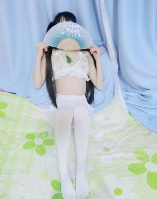 双乳涨鼓奶水喂奶av_在线电影免费观看